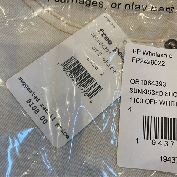 FREE PEOPLE Sunkissed Shortall Sz 4 Denim Jean Off - Picture 7 of 7